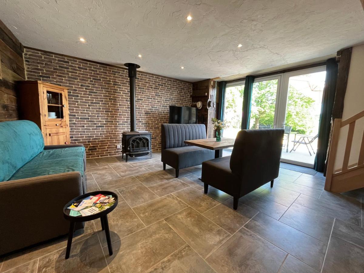 Maison D'Hote Avec Sauna Et Jacuzzi A La Campagne Les Portes du Coglais Eksteriør bilde