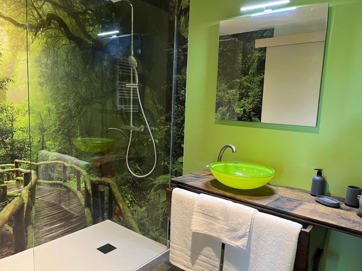 Maison D'Hote Avec Sauna Et Jacuzzi A La Campagne Les Portes du Coglais Eksteriør bilde