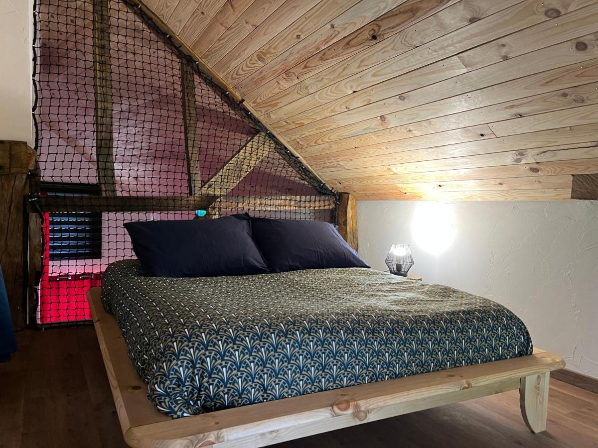 Maison D'Hote Avec Sauna Et Jacuzzi A La Campagne Les Portes du Coglais Eksteriør bilde